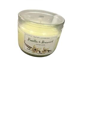 OLD WILLIAMSBURG Vanilla & Rosewood Candle